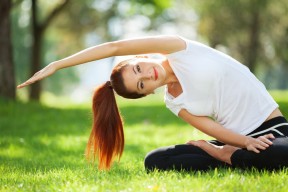 世界杯小组赛第三轮：中国队1比0击败欧洲二流 强势拿到队史首场世界杯胜利